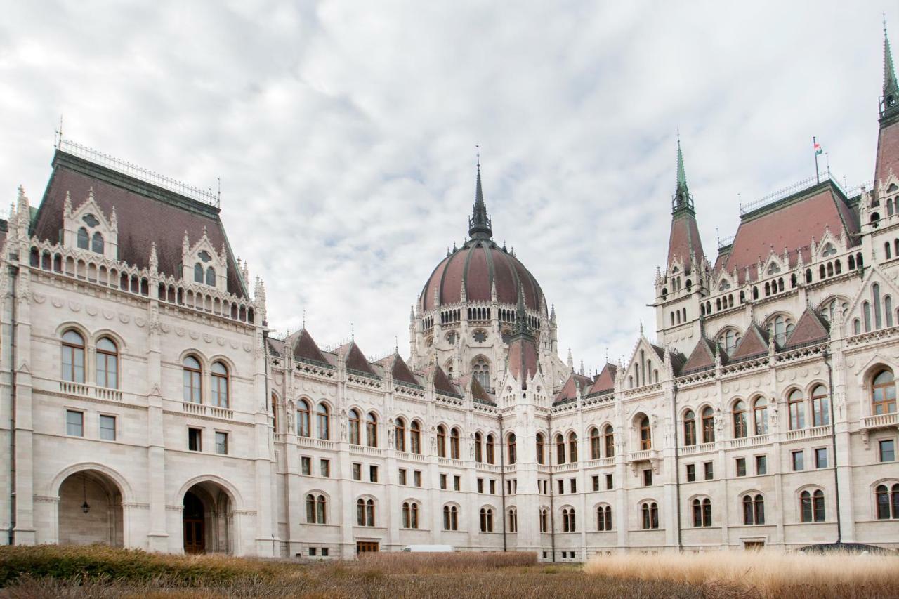 Atlanta Apartment Is In The Heart Of Budapest Budapeste Exterior foto